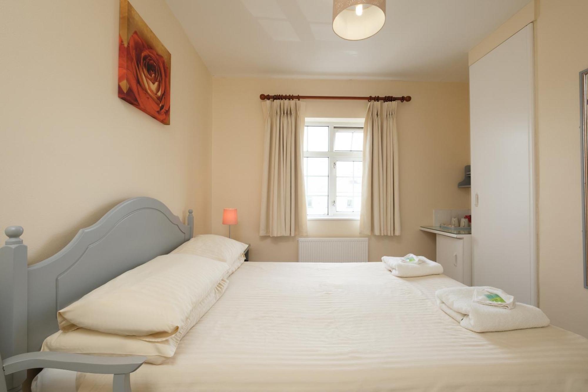 Four Seasons B&B Galway Oda fotoğraf