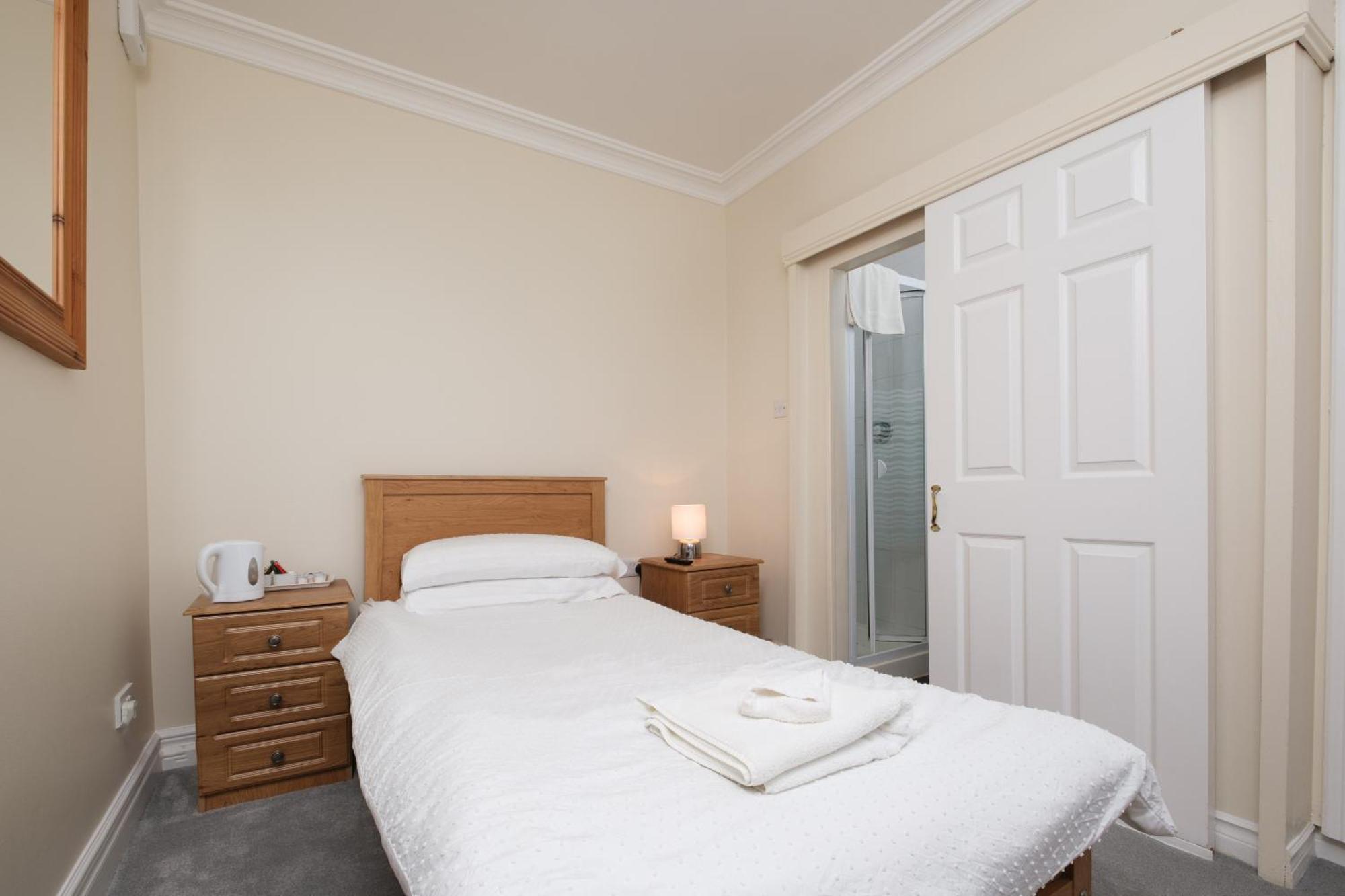 Four Seasons B&B Galway Dış mekan fotoğraf