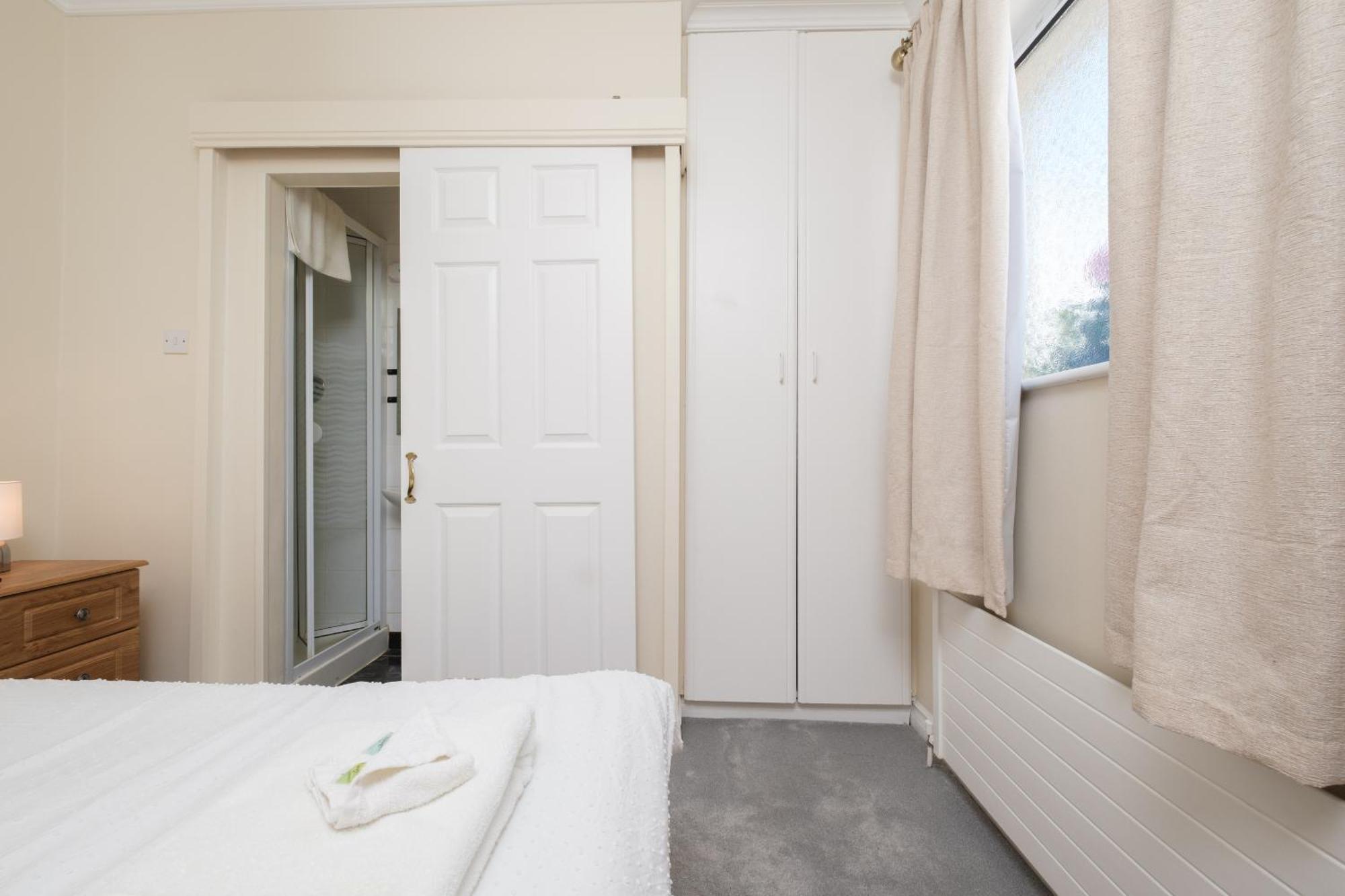 Four Seasons B&B Galway Dış mekan fotoğraf