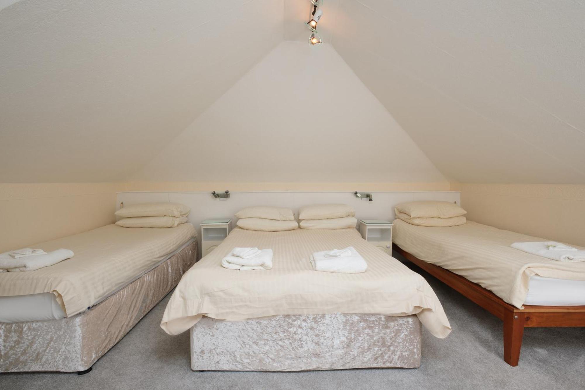 Four Seasons B&B Galway Dış mekan fotoğraf
