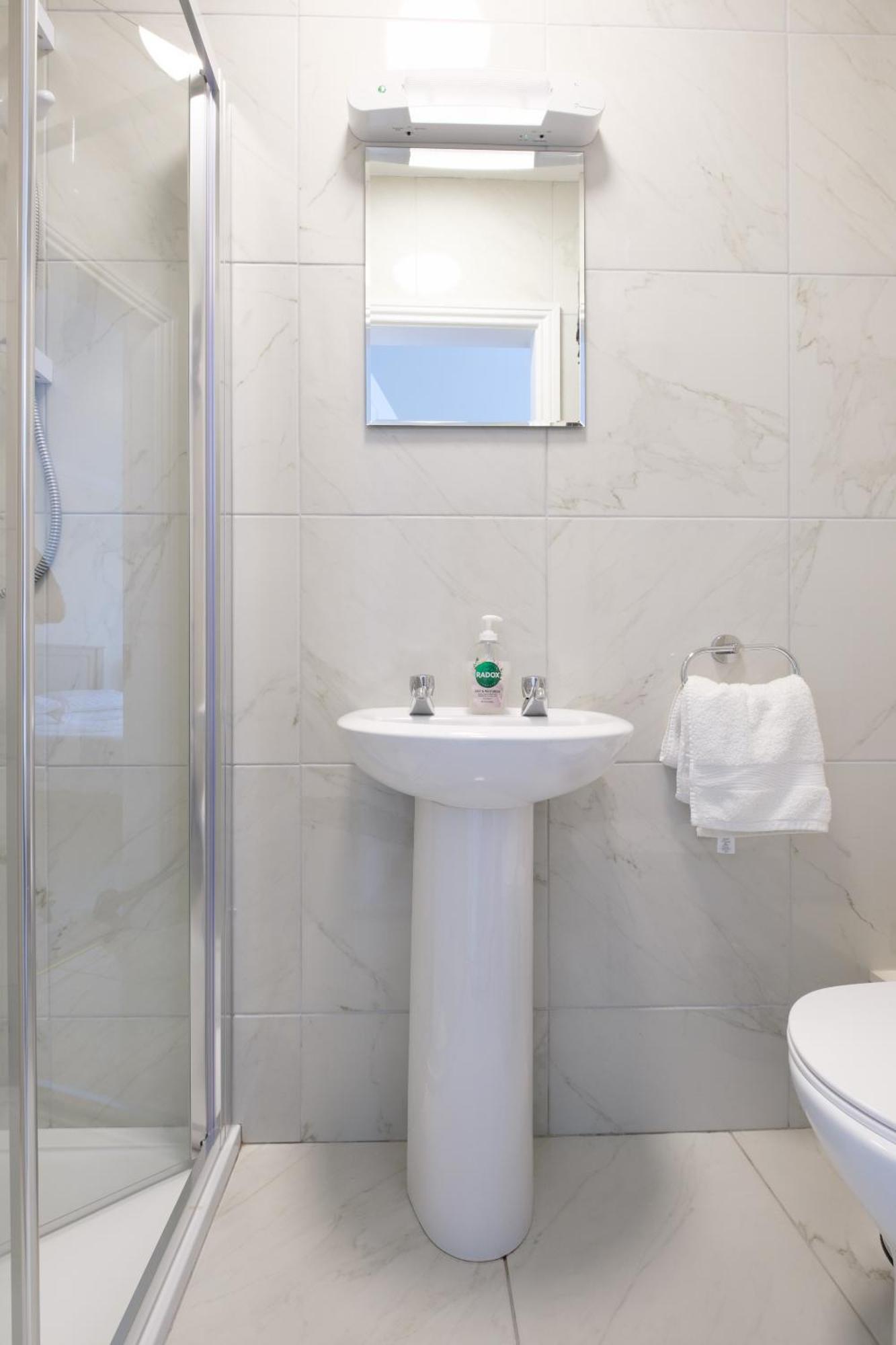 Four Seasons B&B Galway Dış mekan fotoğraf