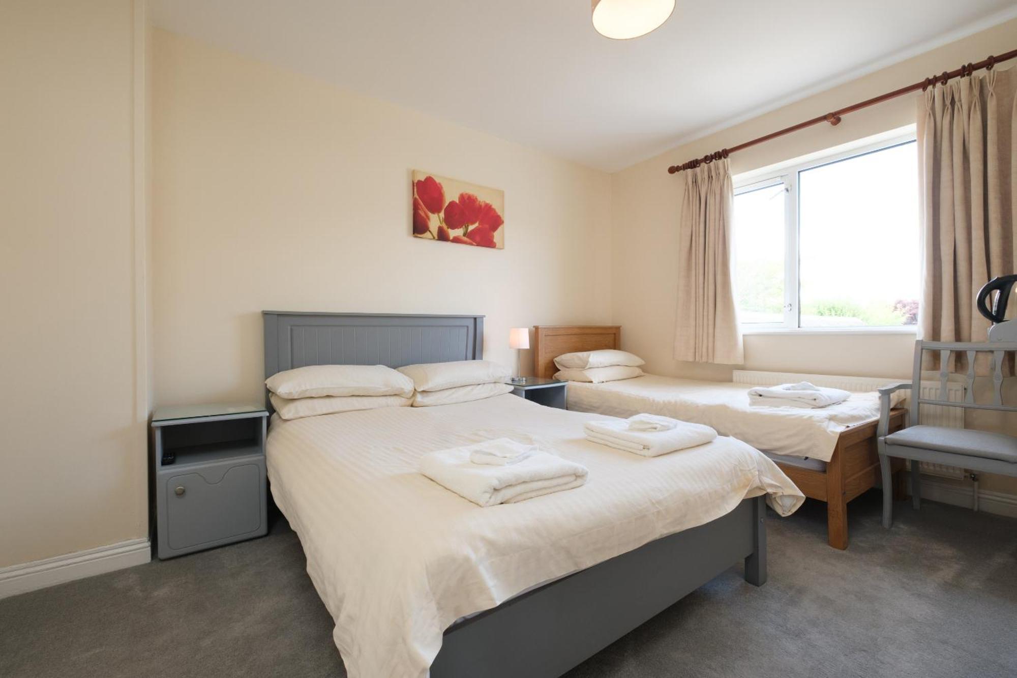 Four Seasons B&B Galway Dış mekan fotoğraf