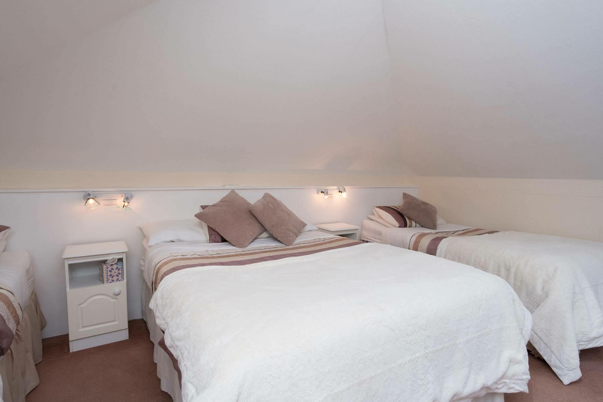 Four Seasons B&B Galway Dış mekan fotoğraf